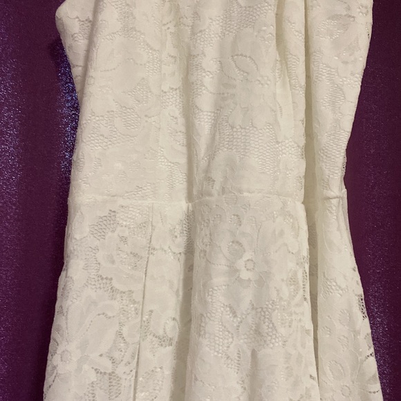 Dressystar Hi-Low Floral Lace Dress. Size Medium - Picture 4 of 12